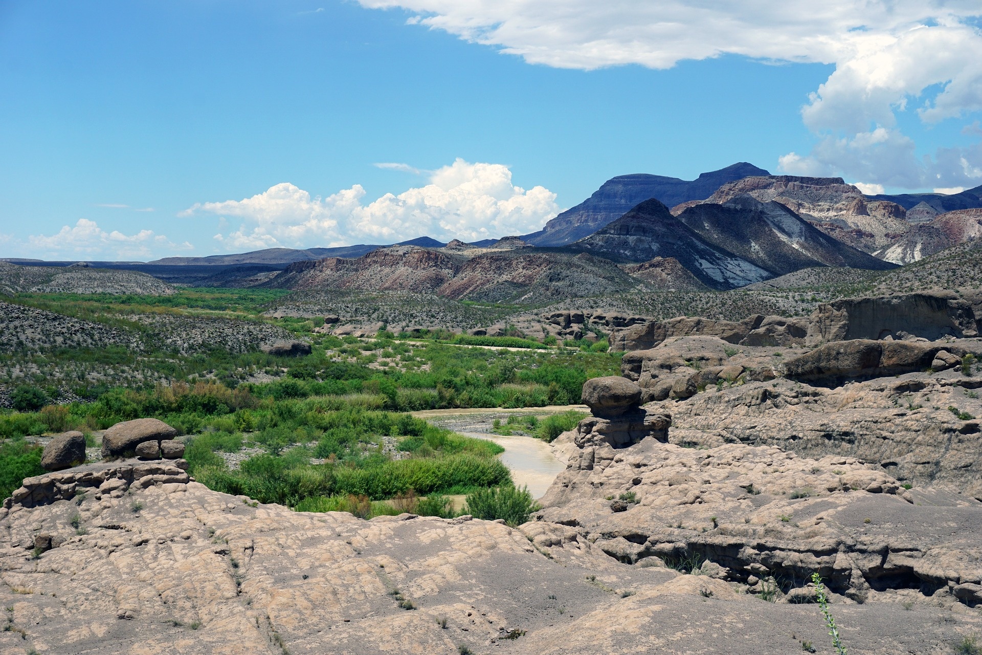 Veľké národné parky vám odhalia Big Bend, kde rieka Rio Grande tvarovala krajinu