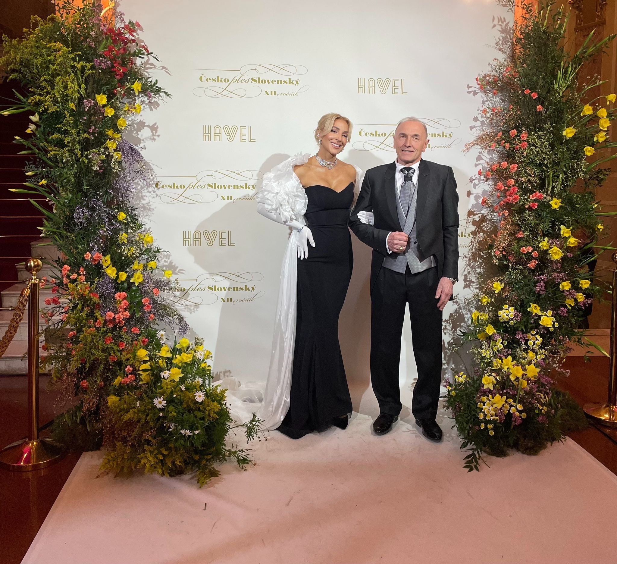 Simona-Simanová-na-československom-plese