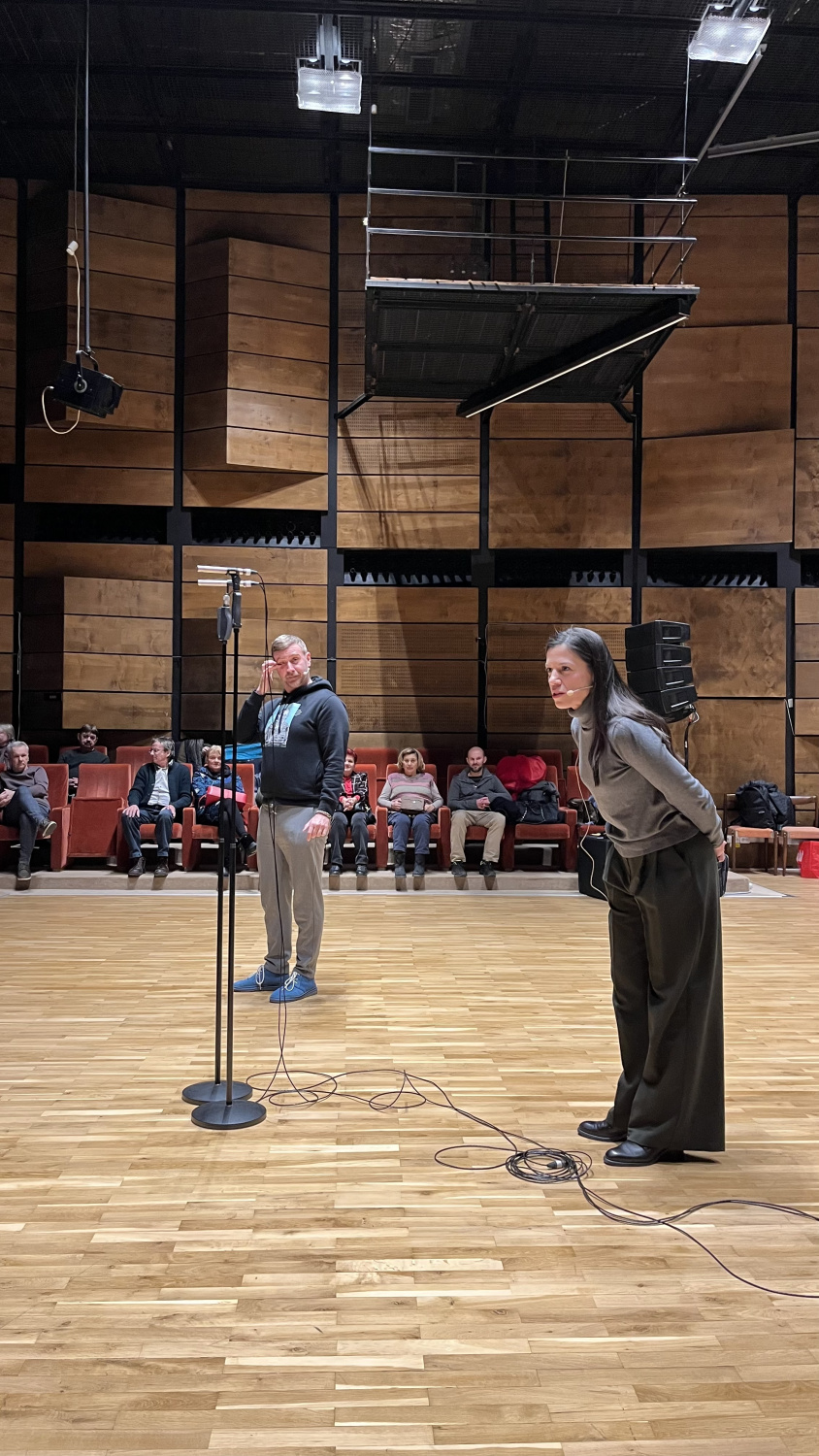 Na-minútu-presne-nová-rozhlasová-zábavná-relácia