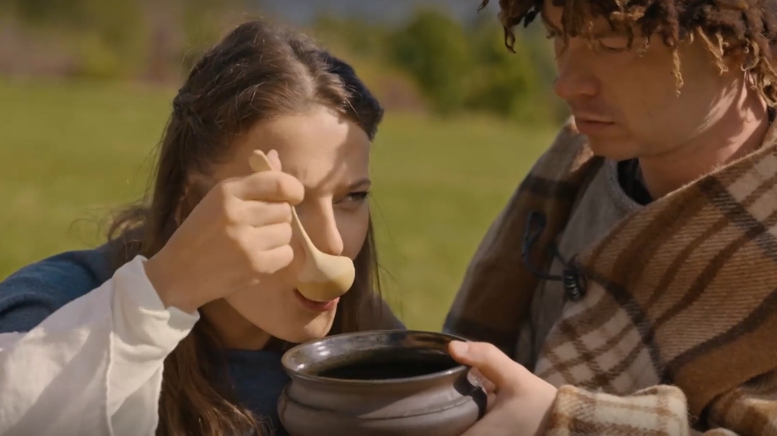 Polievka zo žiab. Zvládne Maca Zábranská ťažkú stredovekú výzvu?