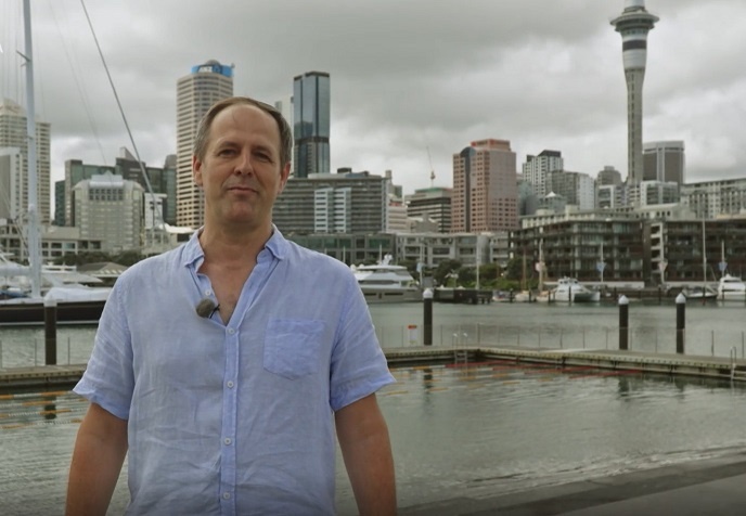 Peter-Auckland-Cestou-necestou-STVR