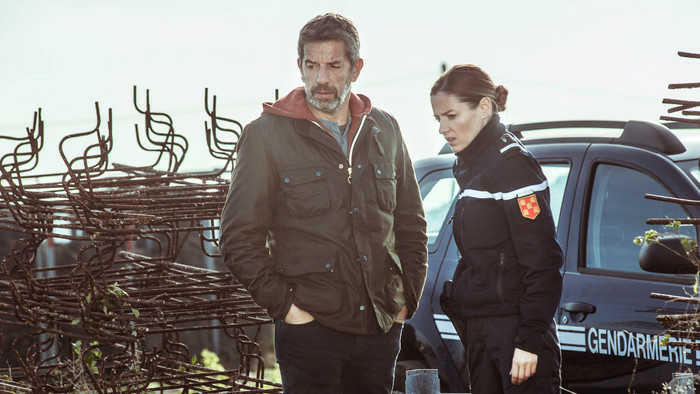 Niekto zavraždil známeho farmára. Vedľa jeho tela ležal tajomný odkaz