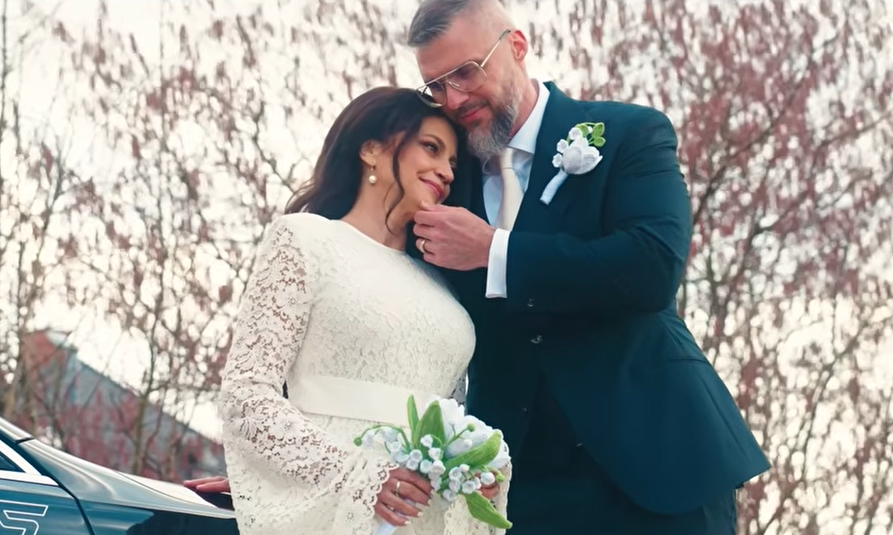 Lucie Bílá sa vydala. V krásnych čipkovaných šatách absolútne žiarila