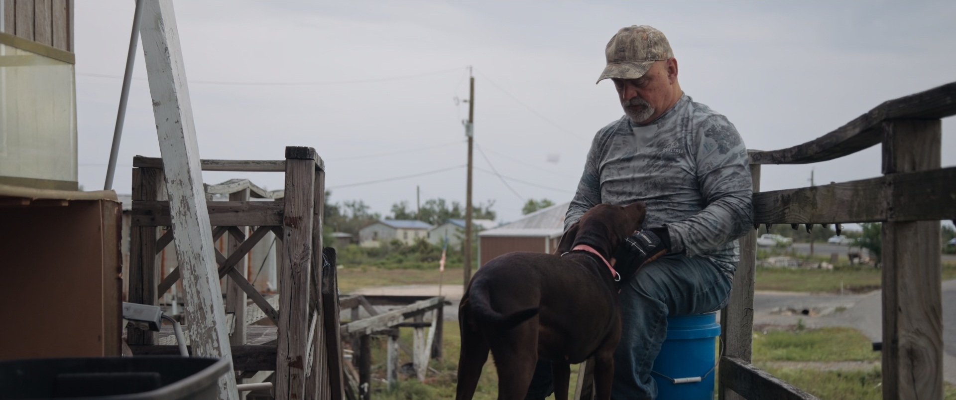 Jeho domov mizne pod vodou. Počasie sa tak začalo meniť, že tam už nemôže žiť