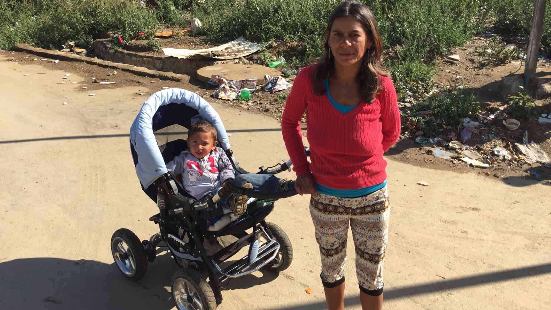 babka-kočiar-rómska-osada-Stanislav-Háber-STVR