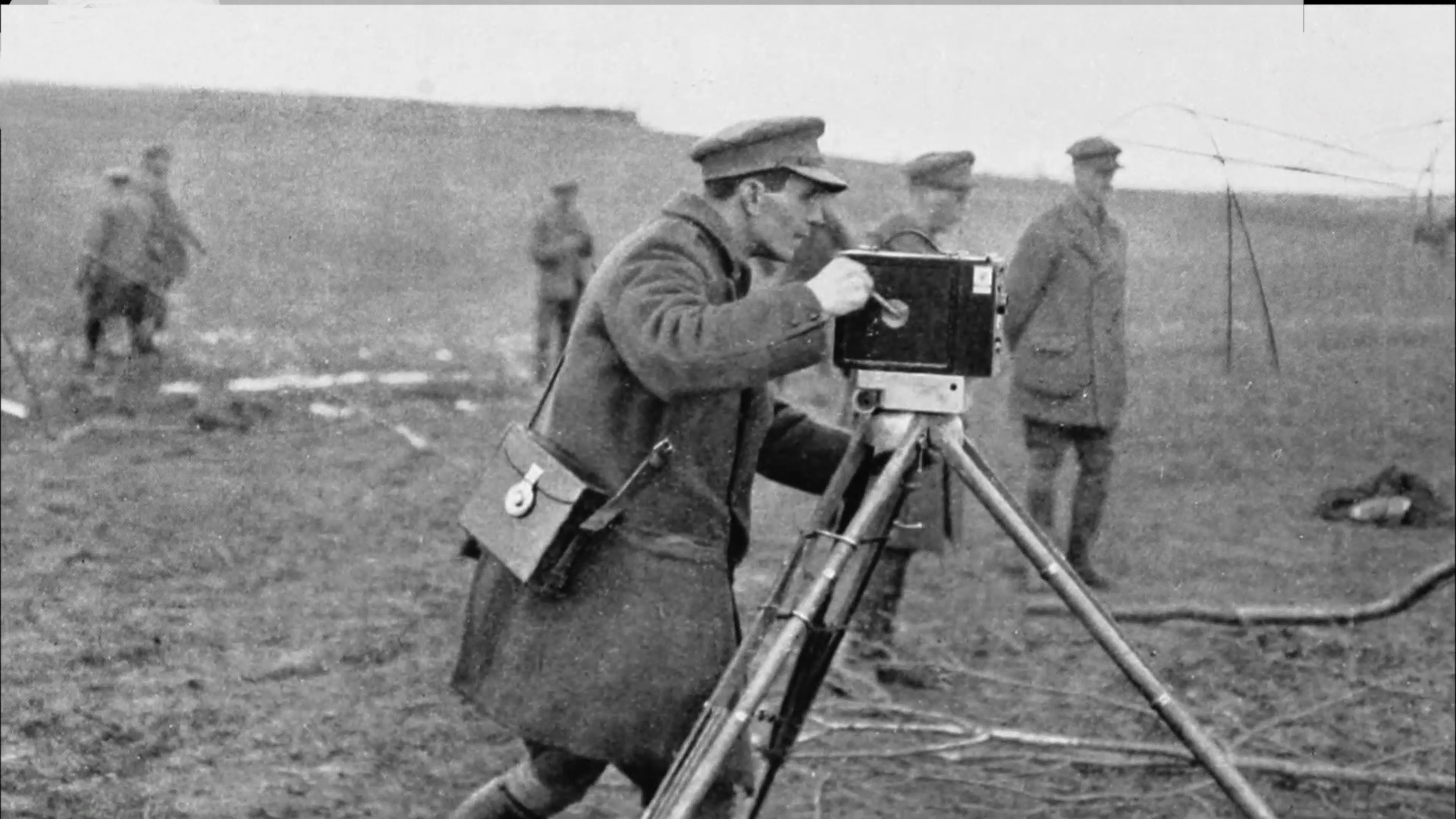 Za každý záber platili vlastným životom. Frontoví kameramani boli hrdinovia