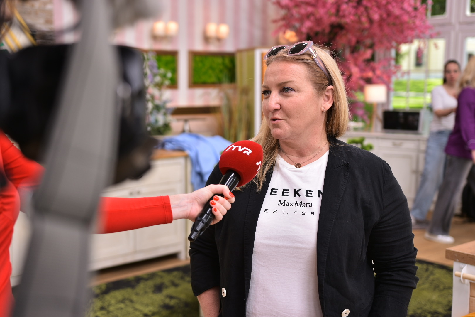Martina-Flašíková-GR-STVR-nakrúcanie-pečie-celé-slovensko-6