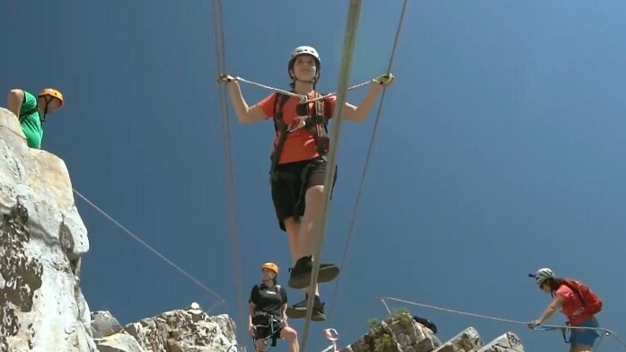 Nad Nitrou nájdete ferraty vysoké 60 metrov. Výhľady stoja za všetok adrenalín