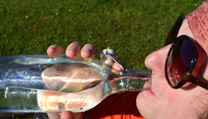 Horúčavy menia naše správanie viac, než si myslíme. Mozog prepína do núdzového režimu