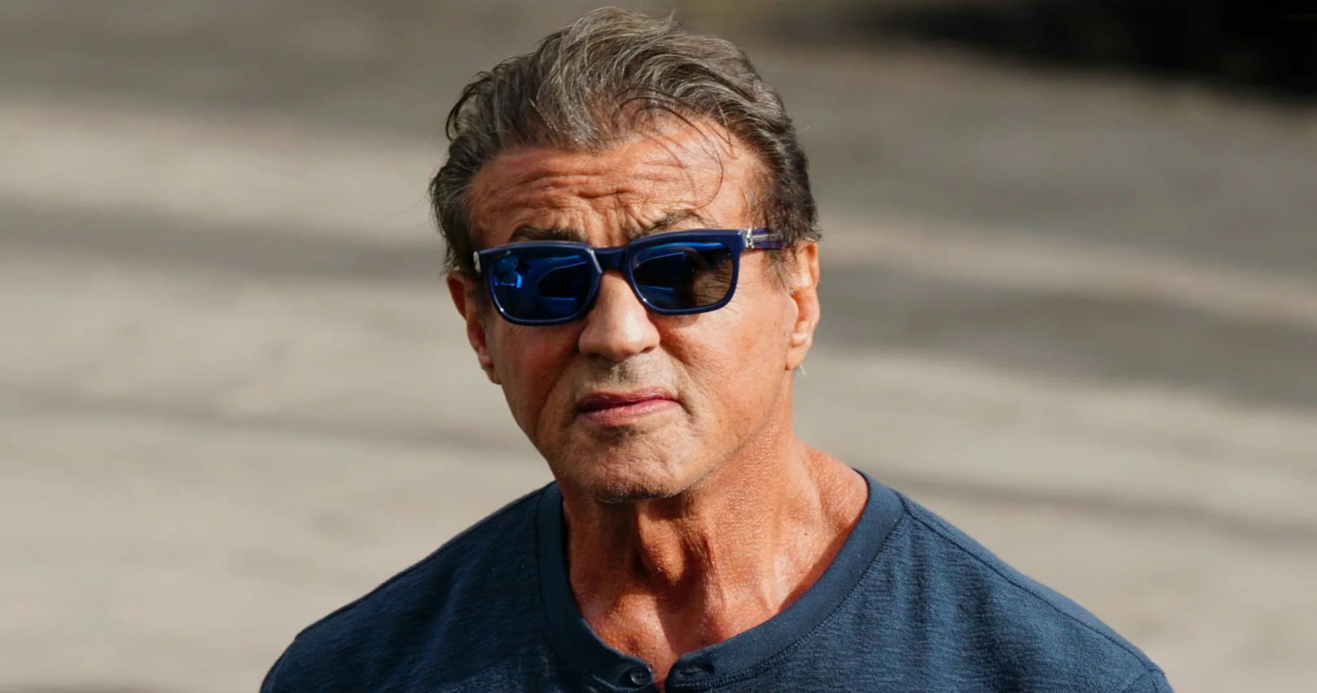 Bol bezdomovcom a spal na autobusovej stanici. Sylvester Stallone má 80 rokov