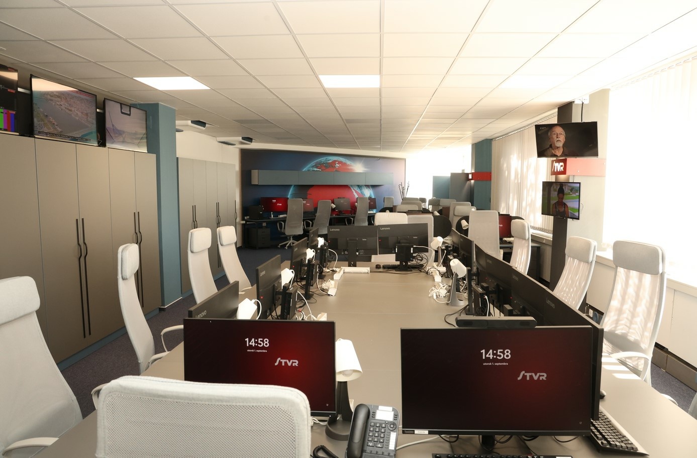 Nový newsroom STVR je hotový. Pozrite sa, kde po novom pracujú moderátori a redaktori