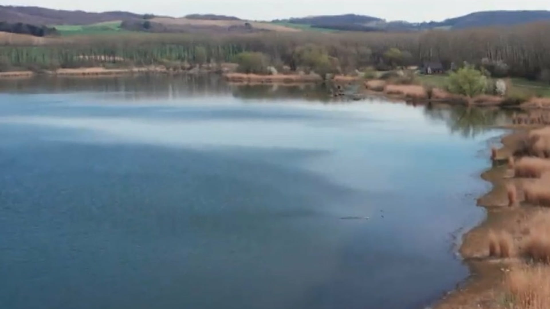 ostrý kameň turistika Buková priehrada jazero
