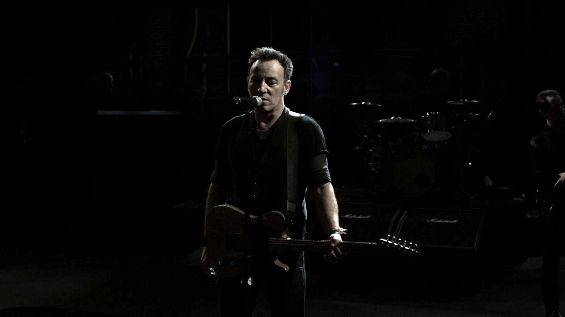 Bruce Springsteen zahral celý legendárny album bez jediného diváka. Výsledok je výnimočný