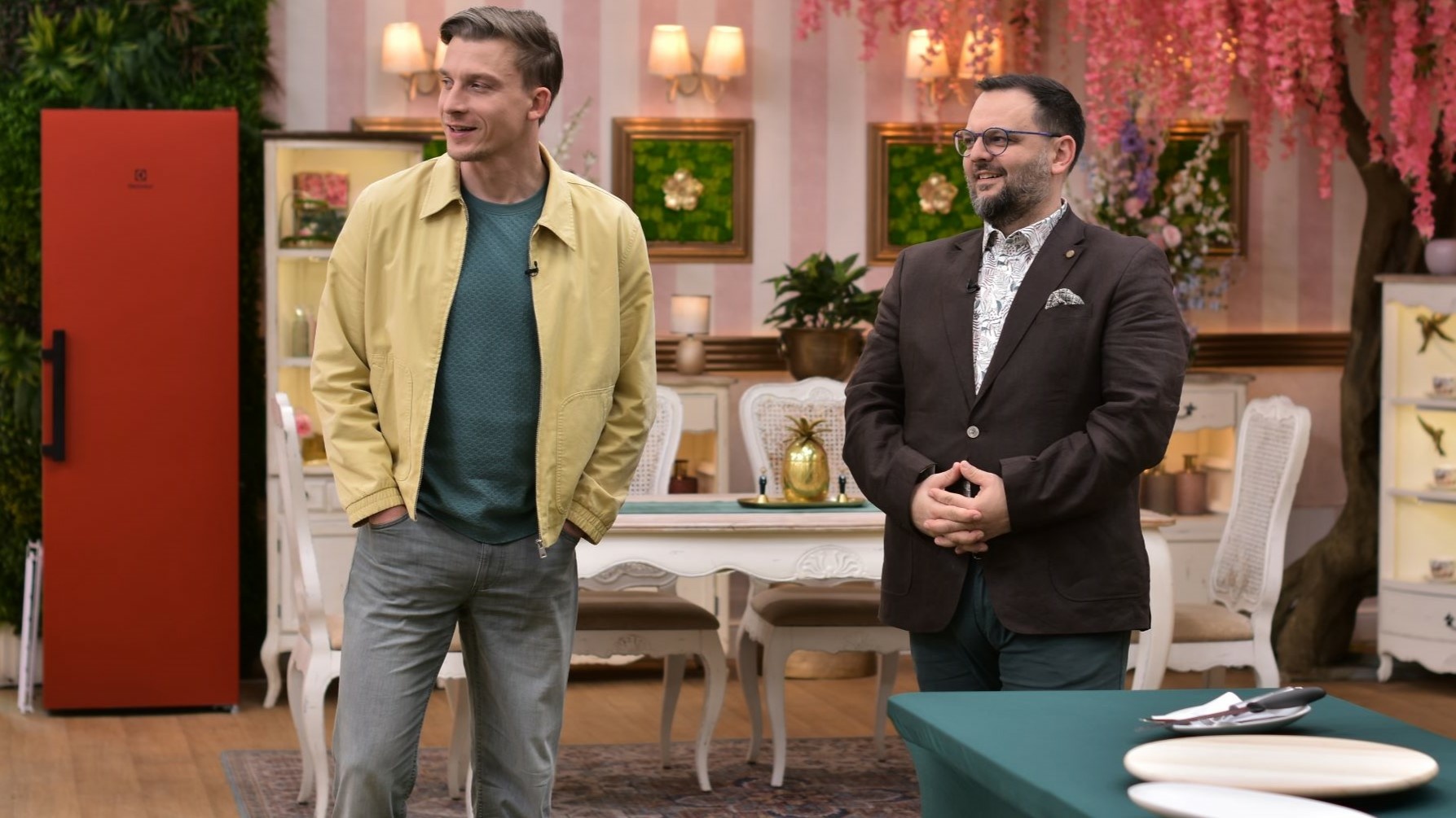 Všimli ste si túto zmenu v Pečie celé Slovensko? Juraj Bača a Junior sa vymenili