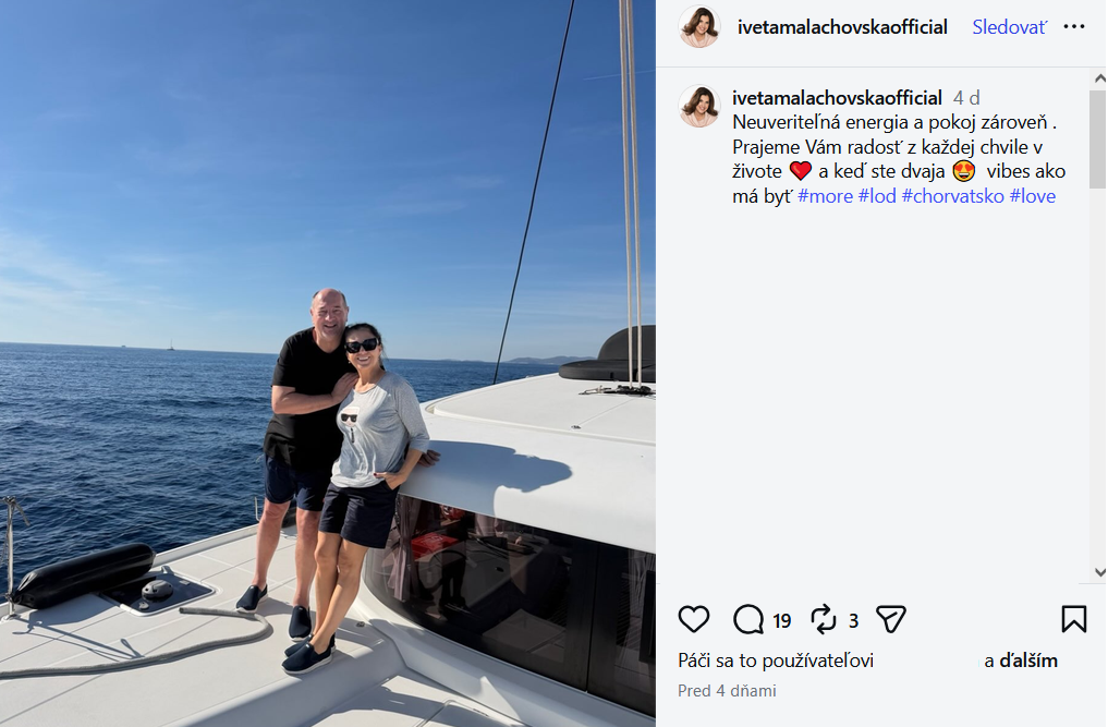 Iveta Malachovská s manželom na lodi v Chorvátsku