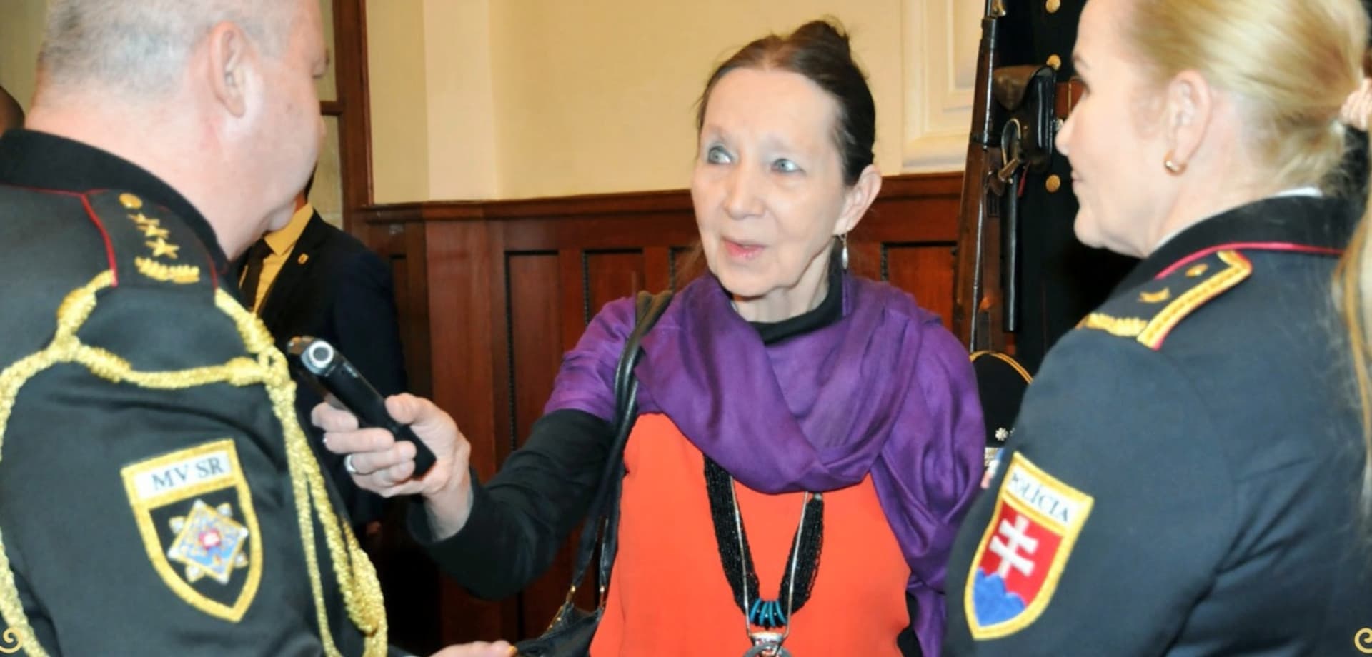 policajti-Janka-Bleyová-STVR